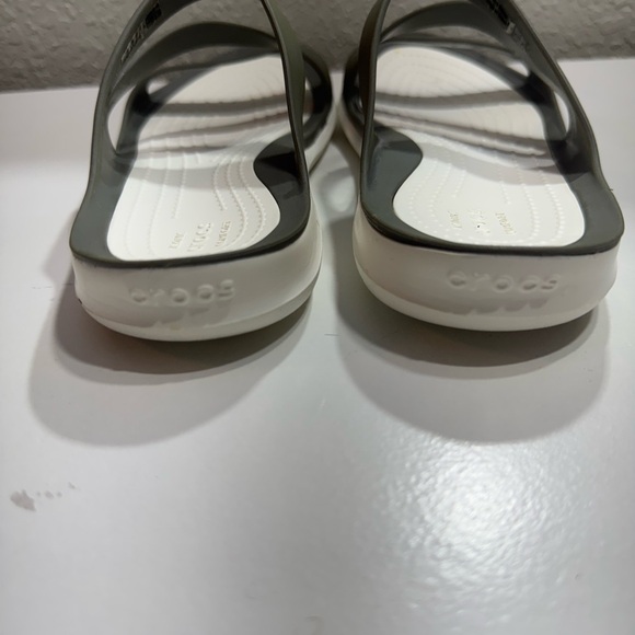 Crocs Sandals Women’s 6 swiftwater Slip-On, Gray / White, Strappy Comfort Slide - Picture 5 of 8